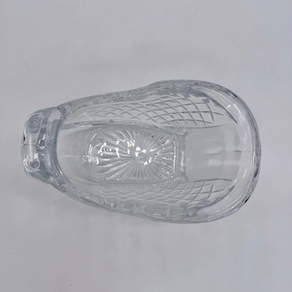 Clear Crystal Glass Christmas Sleigh Dish Diamond Quilted Holiday Candy‎ Bowl